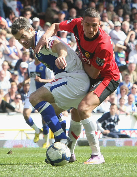 经过紧张而 经过紧张而