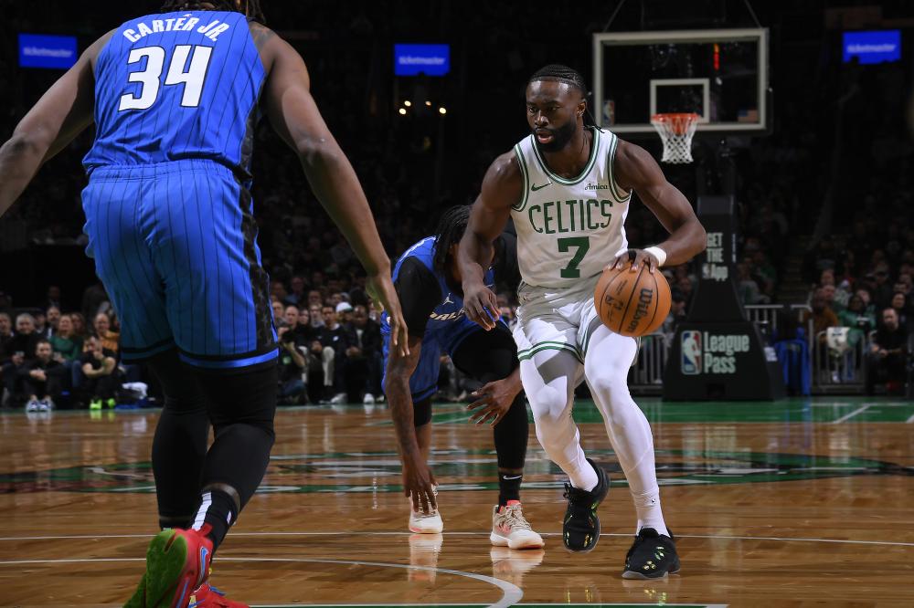 诺里抓住德 诺里抓住德